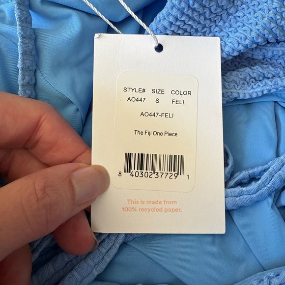 Andie The Fiji One Piece Swimsuit Seersucker Felicia Blue S  NWT - Picture 6 of 7